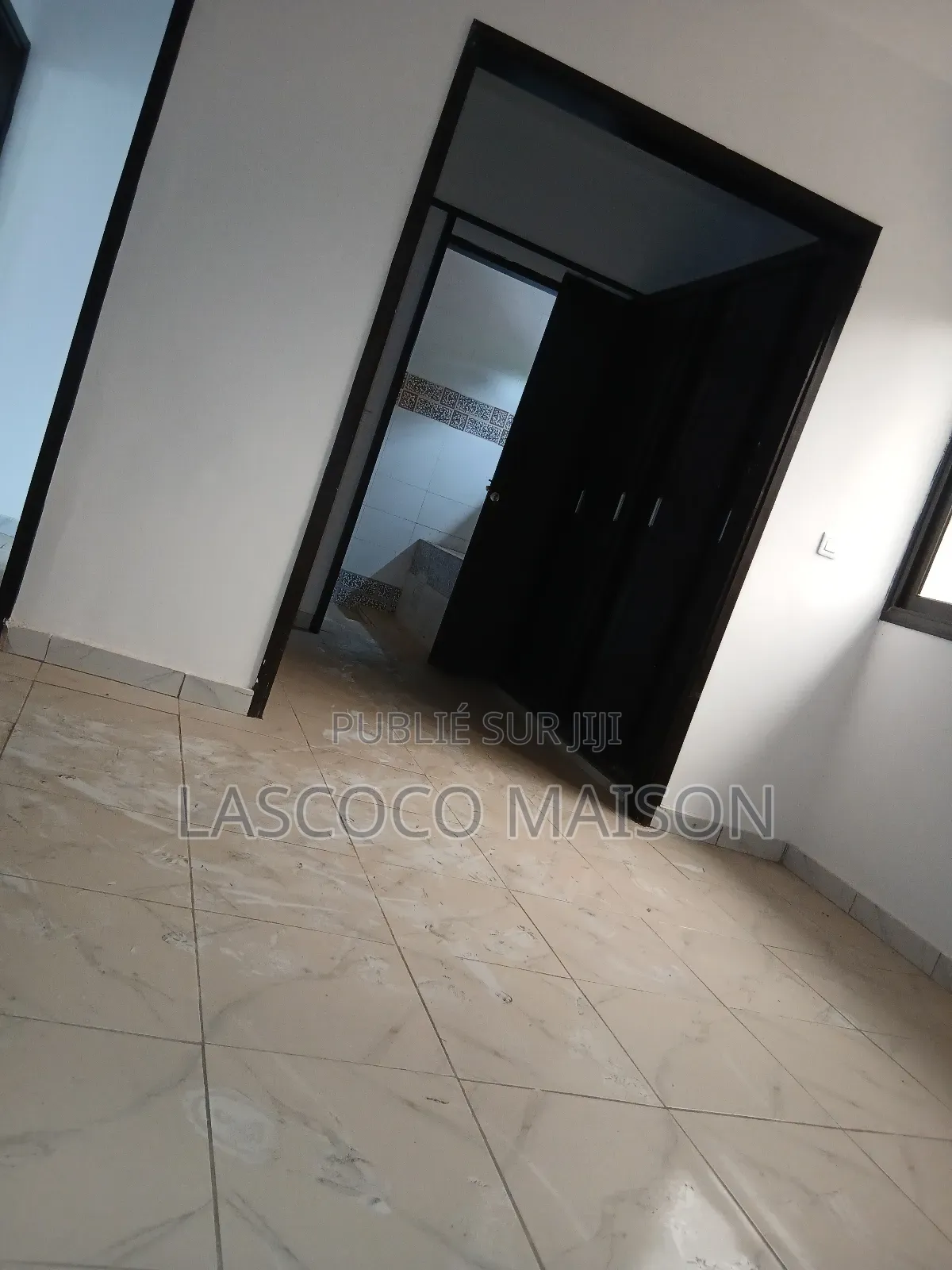 2chbre Appartement dans Lascoco Maison, Cocody à Louer