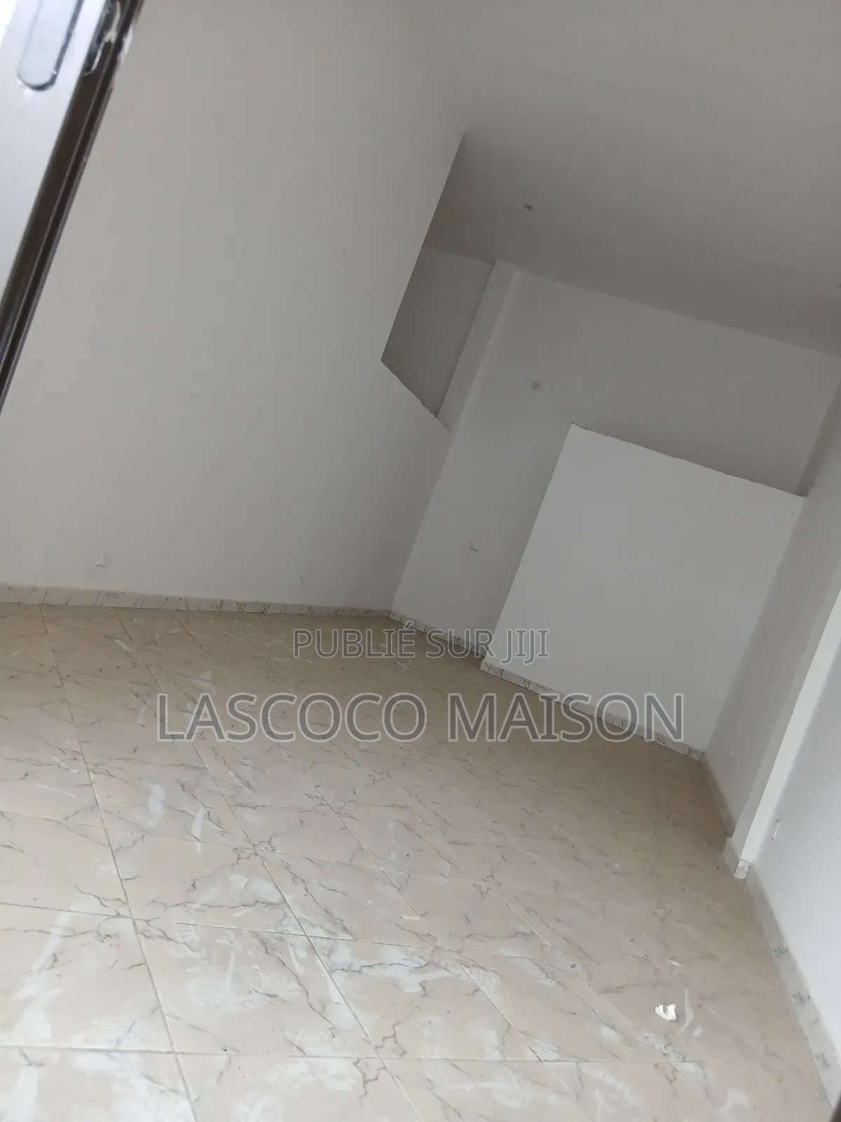 2chbre Appartement dans Lascoco Maison, Cocody à Louer