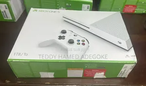 Photo - Xbox One S 1 Tb