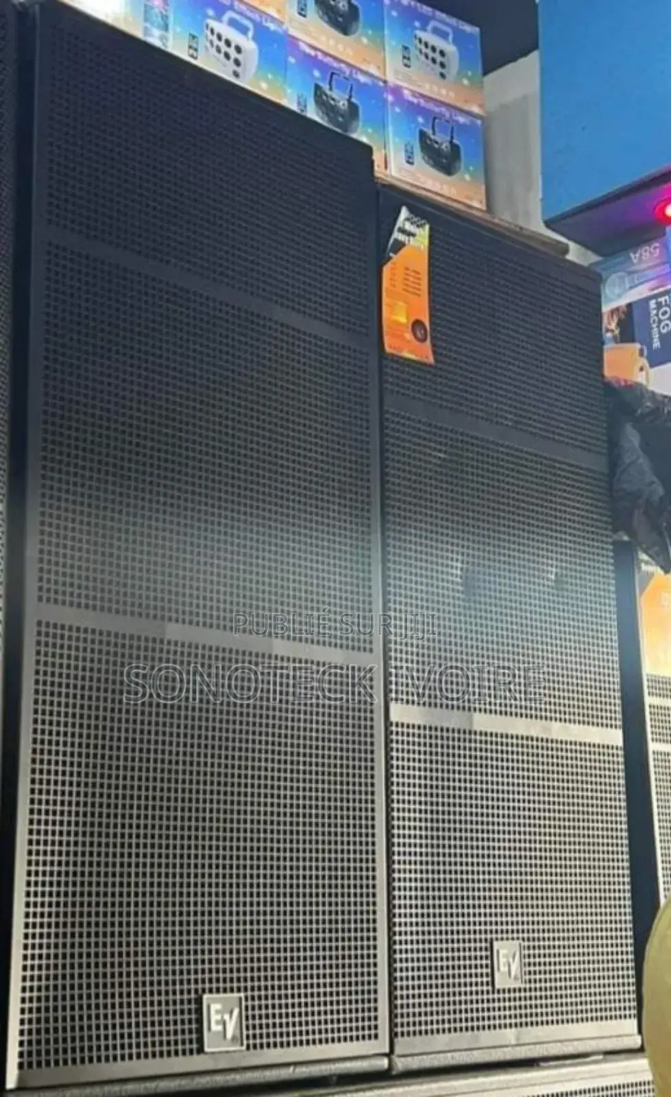 Colonne Pour Sono Disponible