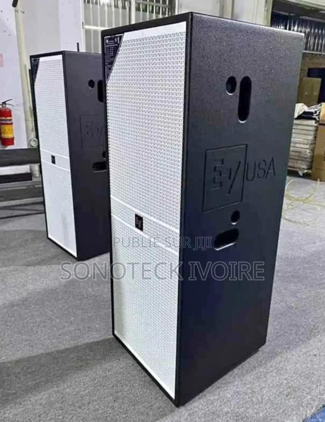 Colonne Pour Sono Disponible