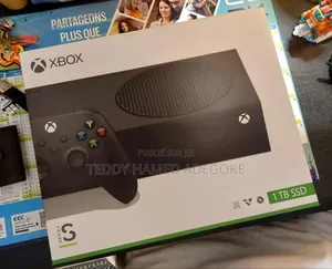 Photo - Xbox Série S Noir Carbon 1tb