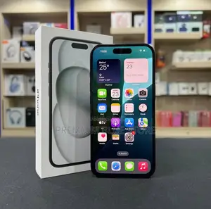 Neuf Apple iPhone 15 256 GB Noir