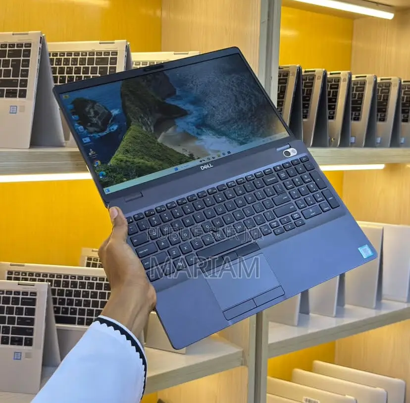 New Ordinateur Portable Dell Latitude 5501 8GB Intel Core I5 SSD 256GB