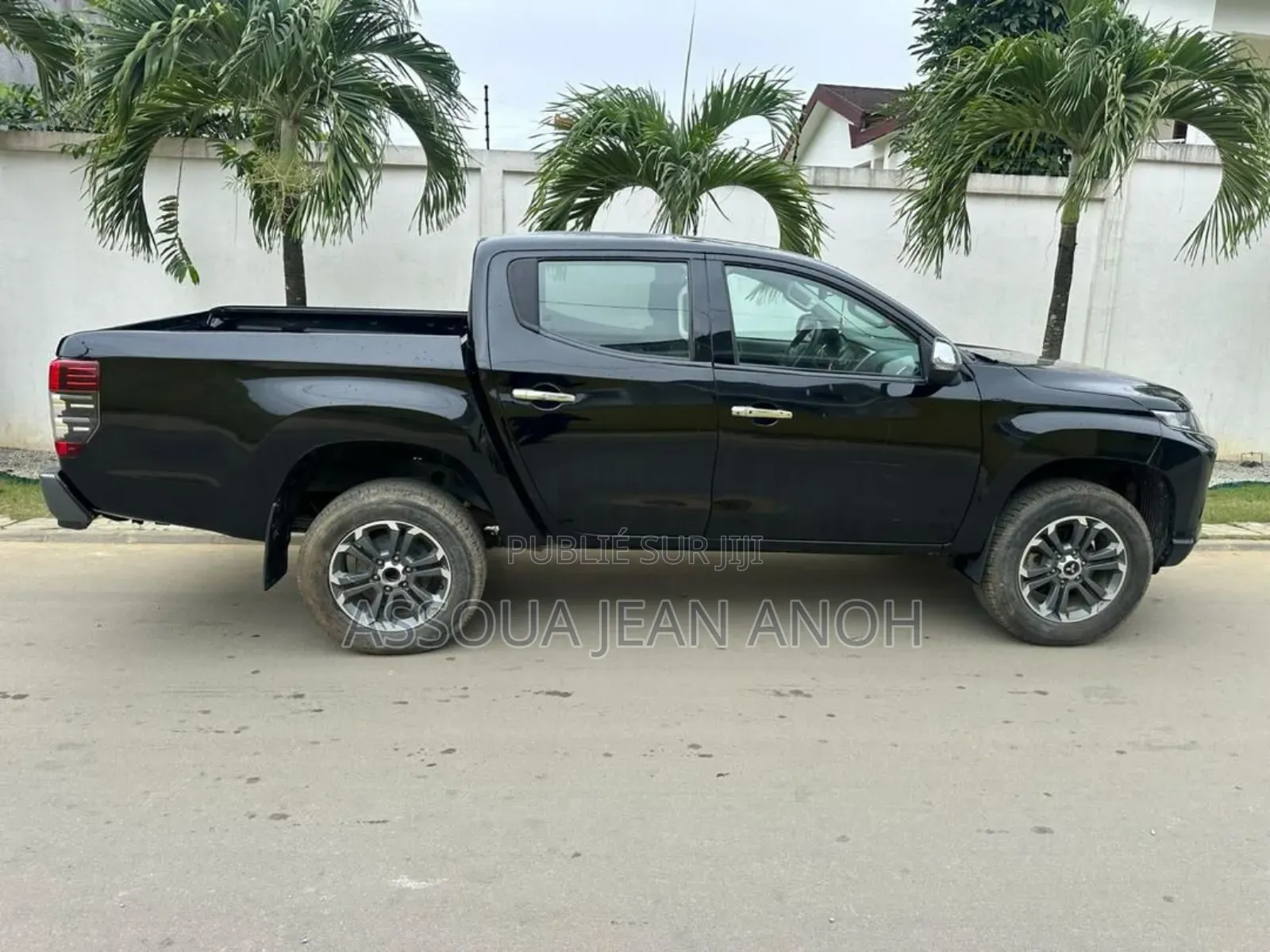 Mitsubishi L200 2023 Noir