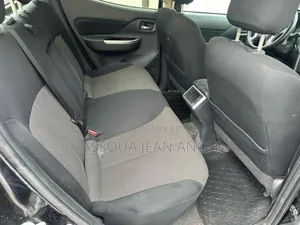 Mitsubishi L200 2023 Noir