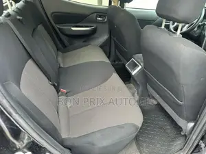 Mitsubishi L200 2023 Noir