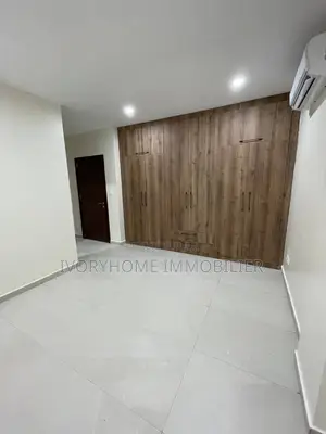 4chbre Appartement dans Cocody à Louer