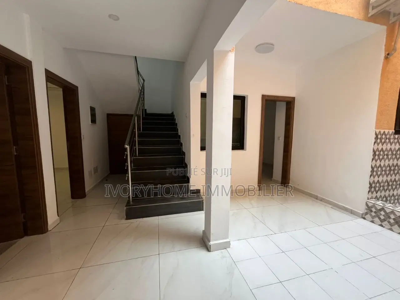 3chbre Maison dans Cocody à Louer