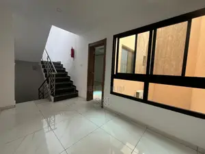 3chbre Maison dans Cocody à Louer