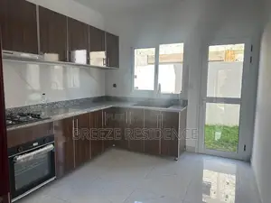 3chbre Duplex dans Grand-Bassam à Louer