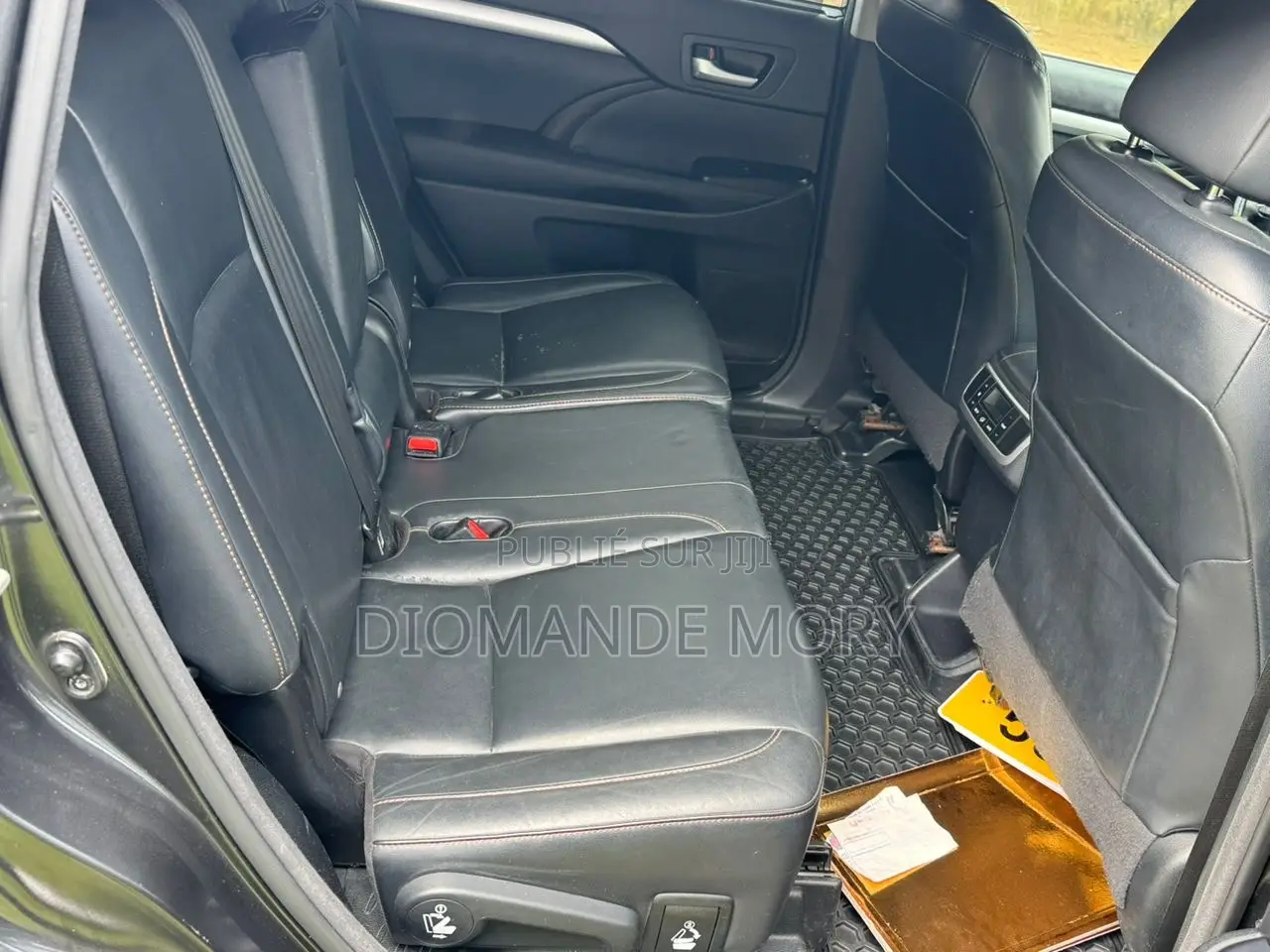 Toyota Highlander XLE V6 4x4 (3.5L 6cyl 6A) 2016 Gris