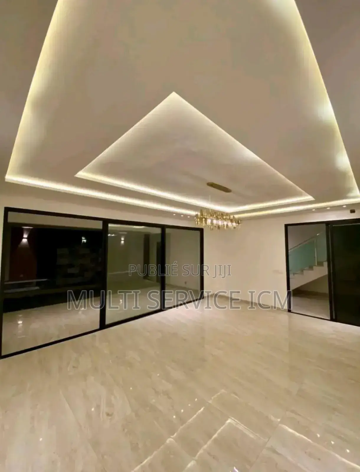 6chbre Maison de ville/terrasse dans Ismaël Coulibaly, Cocody à Vendre