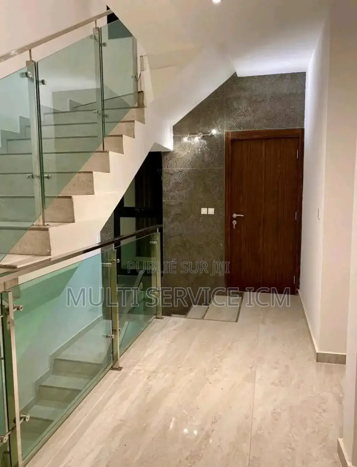 6chbre Maison de ville/terrasse dans Ismaël Coulibaly, Cocody à Vendre