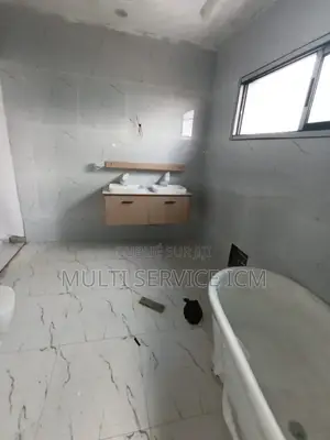 8chbre Duplex dans Ismaël Coulibaly, Bingerville à Vendre