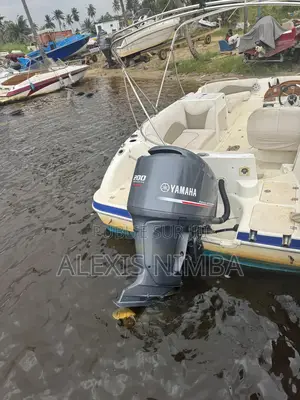 Bateau Vip 200cv Yamaha 4 Temps Impeccable