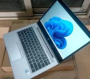 Photo - New Ordinateur Portable HP EliteBook 830 G6 8GB Intel Core I5 SSD 512GB