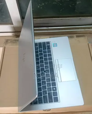 New Ordinateur Portable HP EliteBook 830 G6 8GB Intel Core I5 SSD 512GB