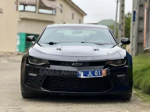 Photo - Chevrolet Camaro 2018 Noir
