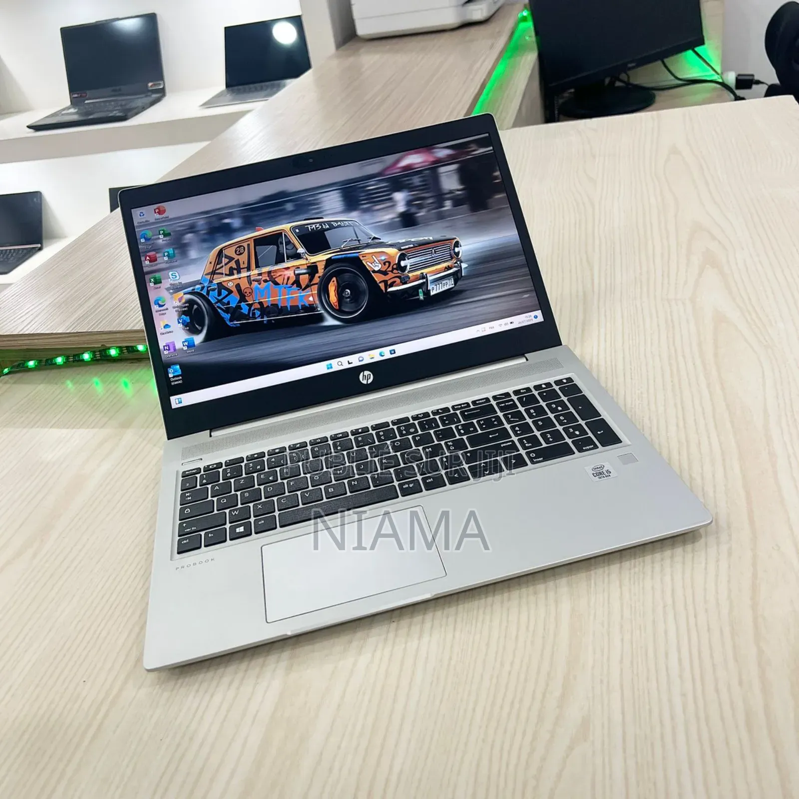 New Ordinateur Portable HP EliteBook 850 G5 8GB Intel Core I7 SSD 256GB