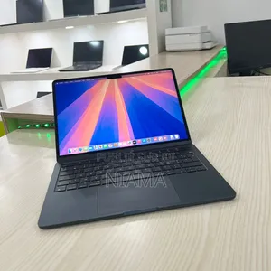 Photo - New Ordinateur Portable Pomme MacBook Air 2022 M2 8GB Autre SSD 256GB