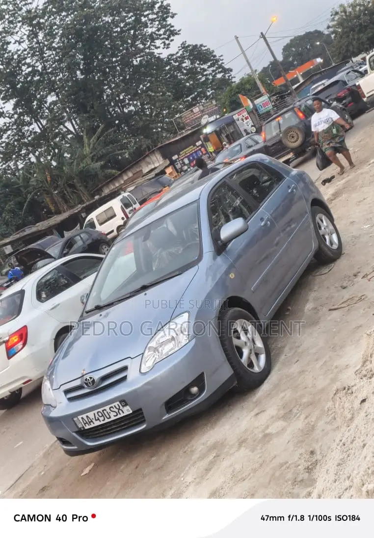 Toyota Corolla 2008 Blanc cassé