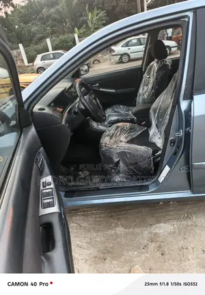 Toyota Corolla 2008 Blanc cassé