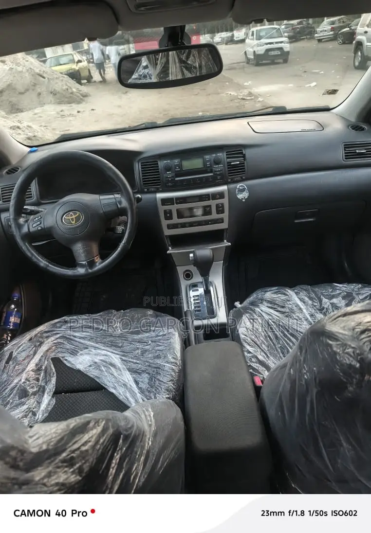 Toyota Corolla 2008 Blanc cassé