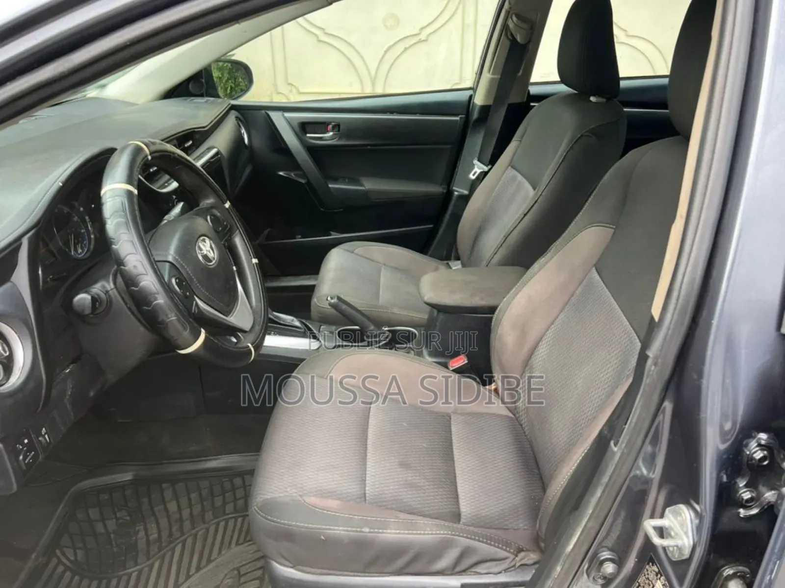 Toyota Corolla 2018 Gris