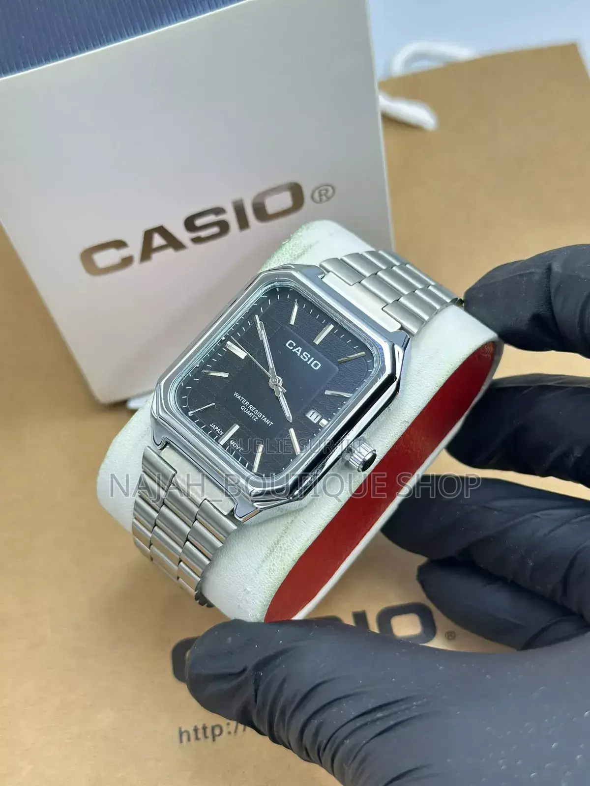 Montre Casio 8457
