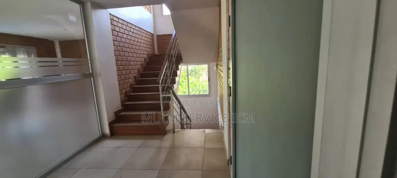 Furnished 7chbre Duplex dans Ismaël Coulibaly, Cocody à Vendre