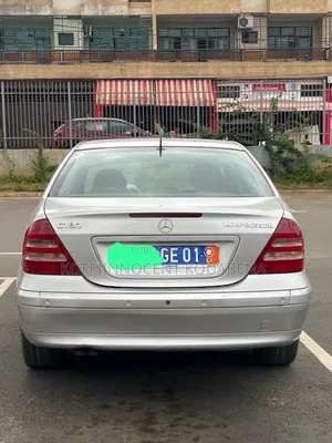 Mercedes-Benz C180 2005 Argenté