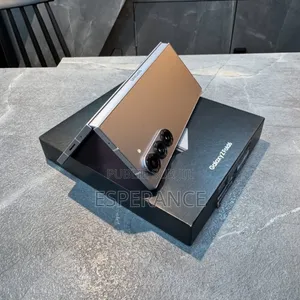 New Samsung Galaxy Z Fold6 256 GB Noir