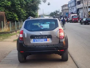 Photo - Renault Duster 2016 Marron
