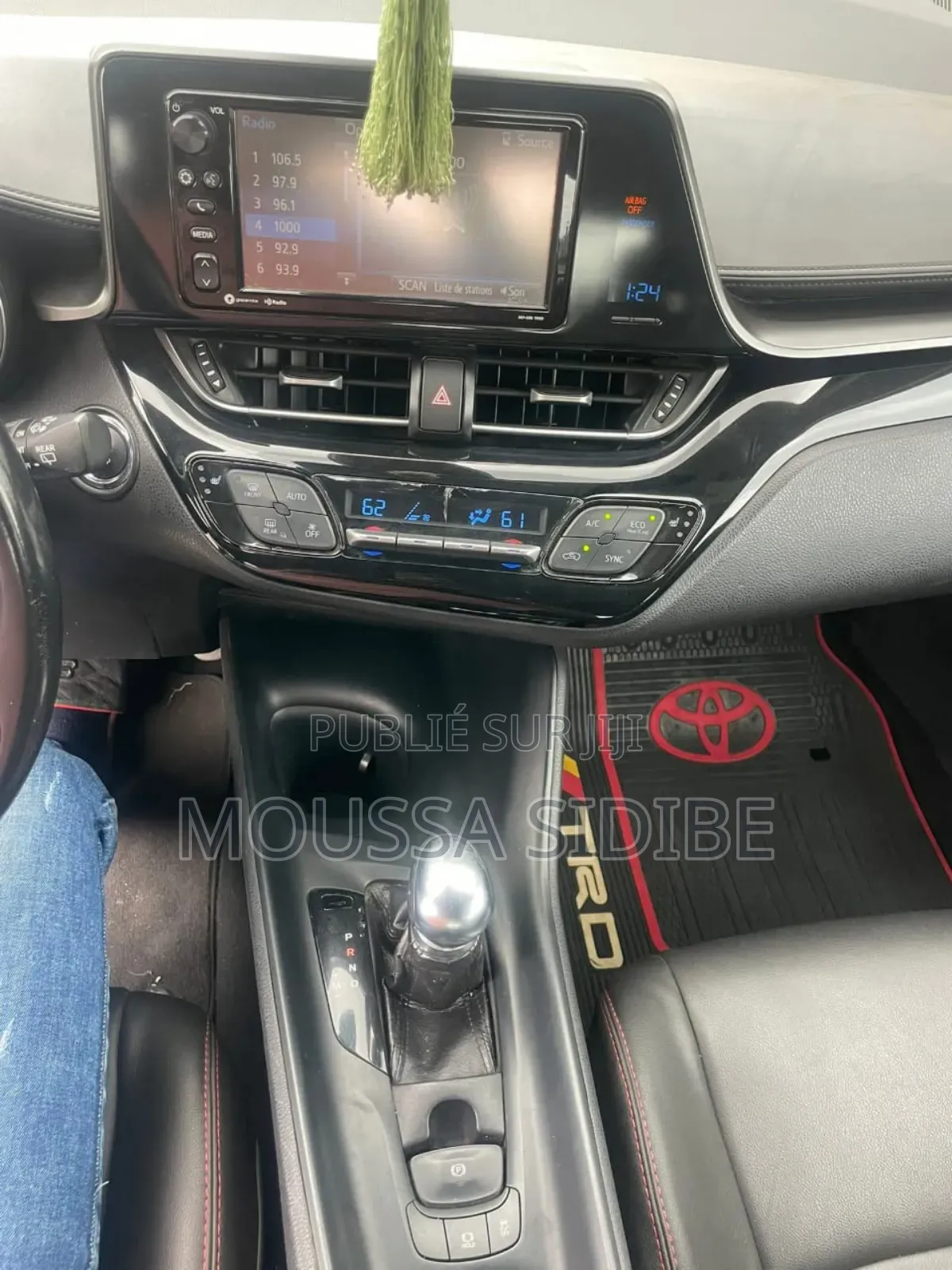 Toyota C-HR 2019 Gris