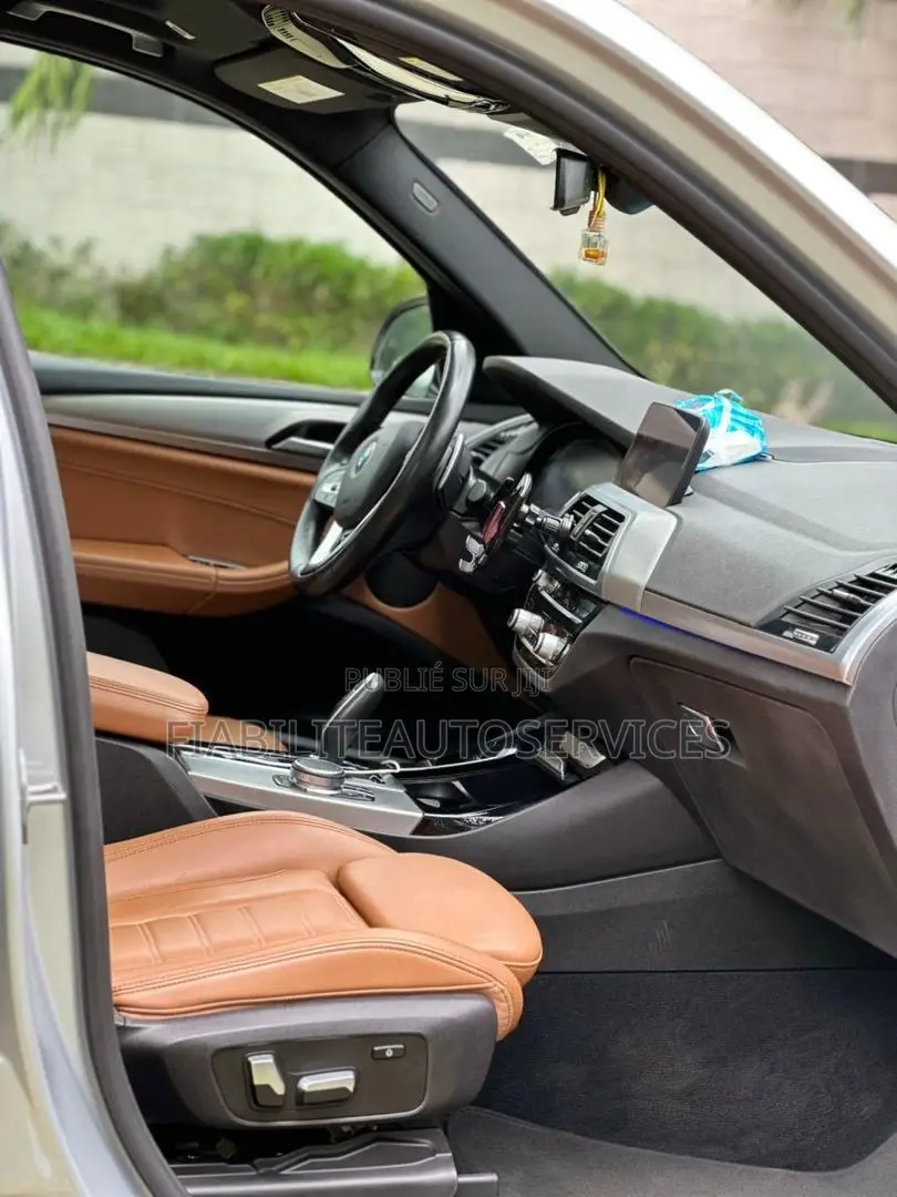 BMW X3 xDrive30i 2021 Gris