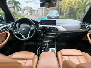 BMW X3 xDrive30i 2021 Gris