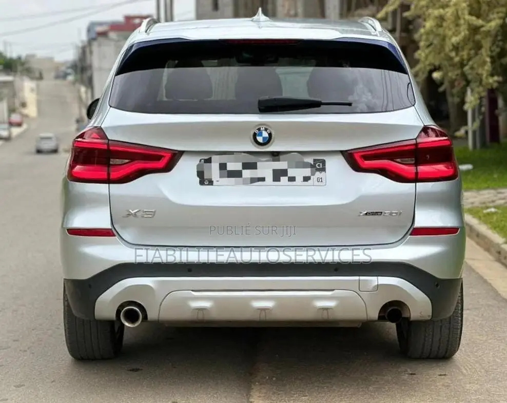 BMW X3 xDrive30i 2021 Gris