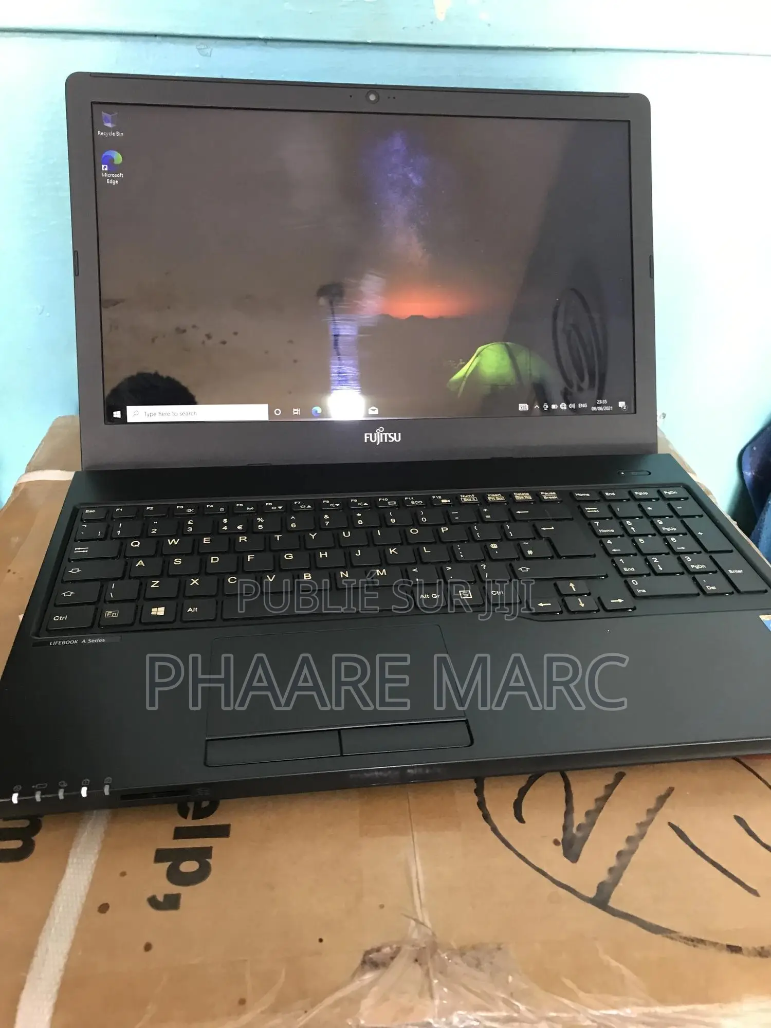 Ordinateur Portable Fujitsu Lifebook A555 8GB Intel Core I3 HDD 500GB