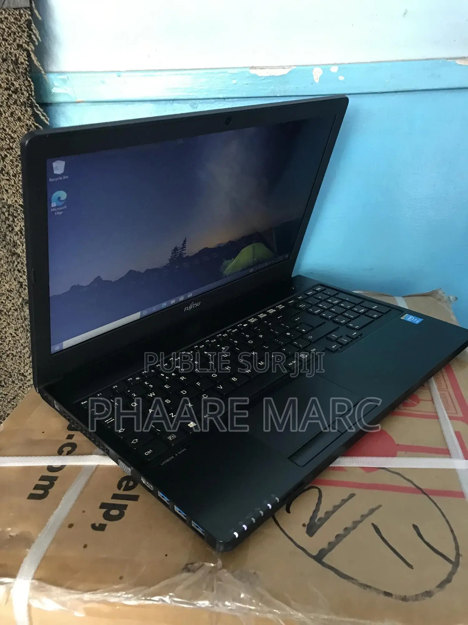 Ordinateur Portable Fujitsu Lifebook A555 8GB Intel Core I3 HDD 500GB