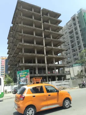 Zone 4c Boulevard 7 Décembre Situé en Face Du Restaurant