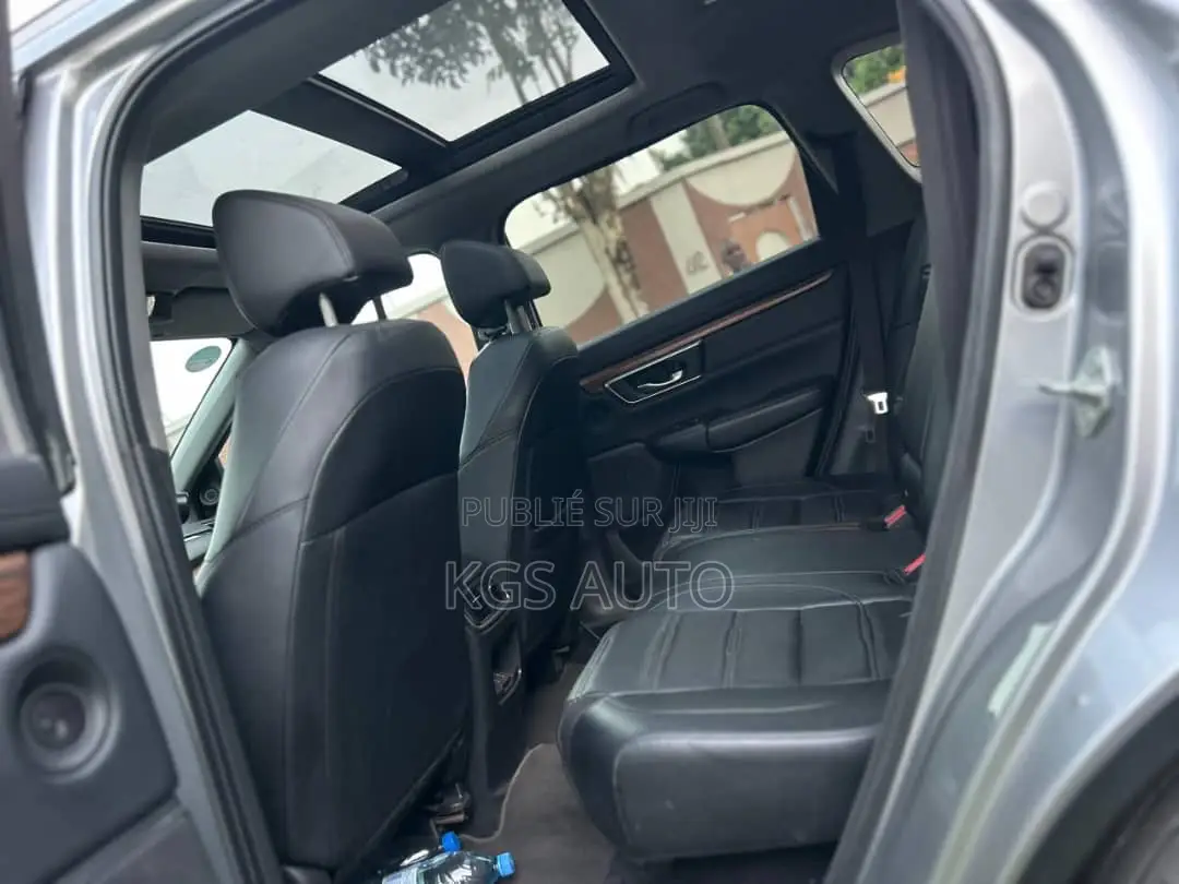 Honda CR-V Touring AWD 2020 Gris