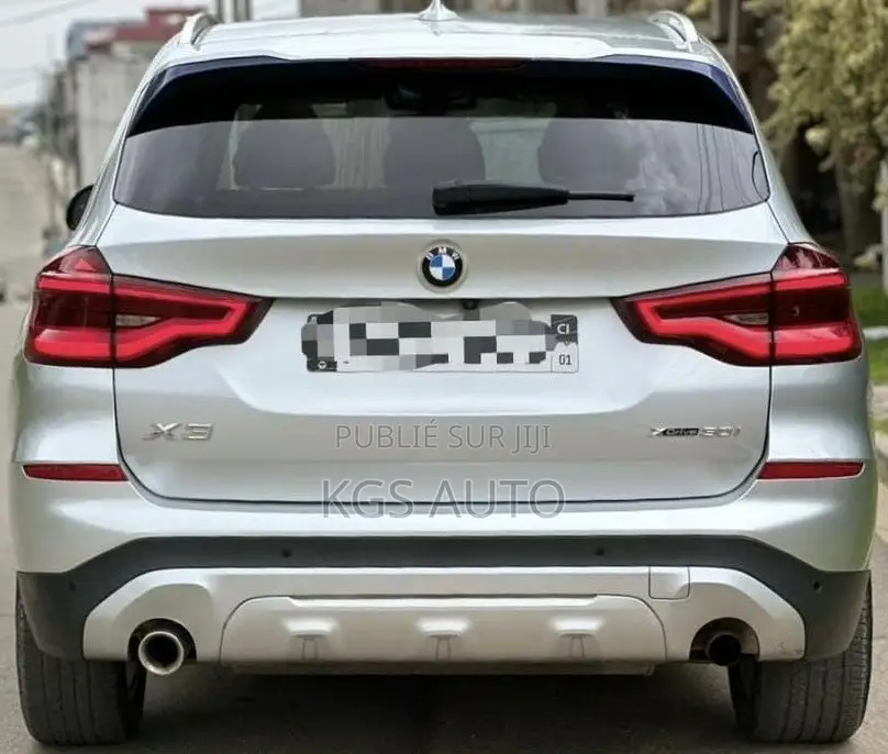 BMW X3 xDrive30i 2021 Gris