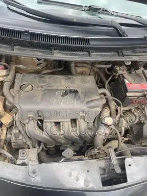 Toyota Yaris 1.5 2007 Gris