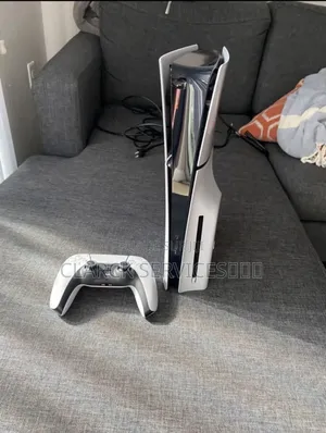 Photo - Vente De Ps5 Slim Occasion Chap Chap