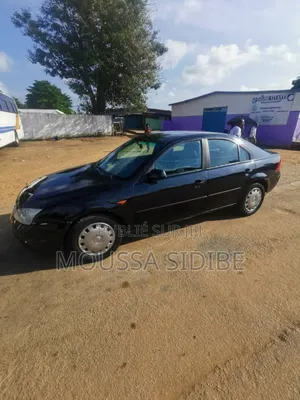 Ford Mondeo 2002 Bleu