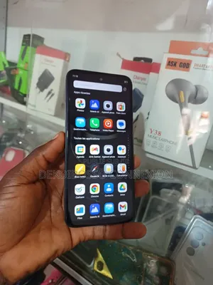 Tecno Spark 30C 128 GB Gris