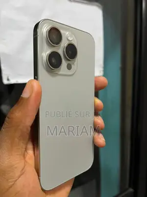 New Pomme iPhone 15 Pro 256 GB Gris