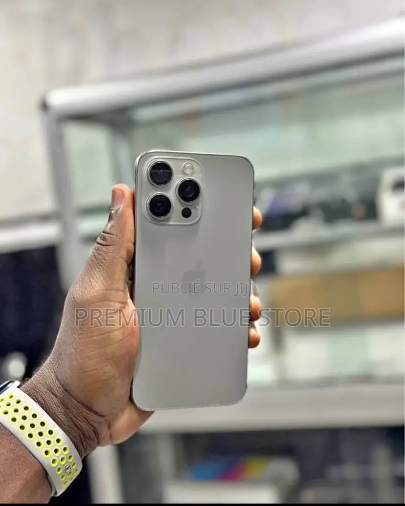 Neuf Apple iPhone 15 Pro Max 256 GB Gris