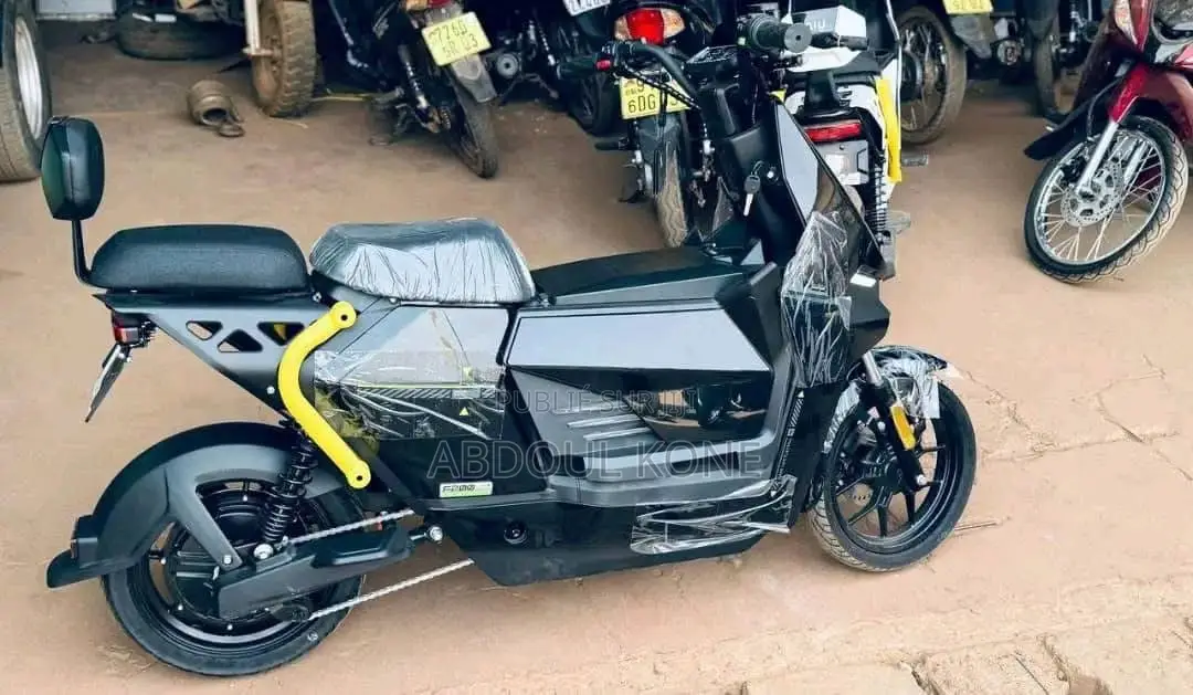 Neuf Autre 2025 Noir